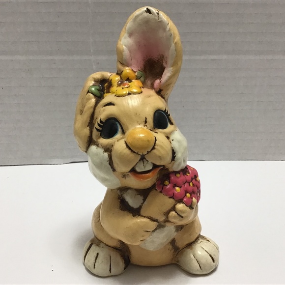 Vintage Adorable sweet Face Ceramic Bunny With Pink Flowers Signed Korea - Picture 1 of 7